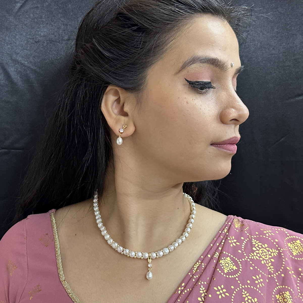 Jabi 1 Line Pearl Necklace | Classic Elegance & Sophistication