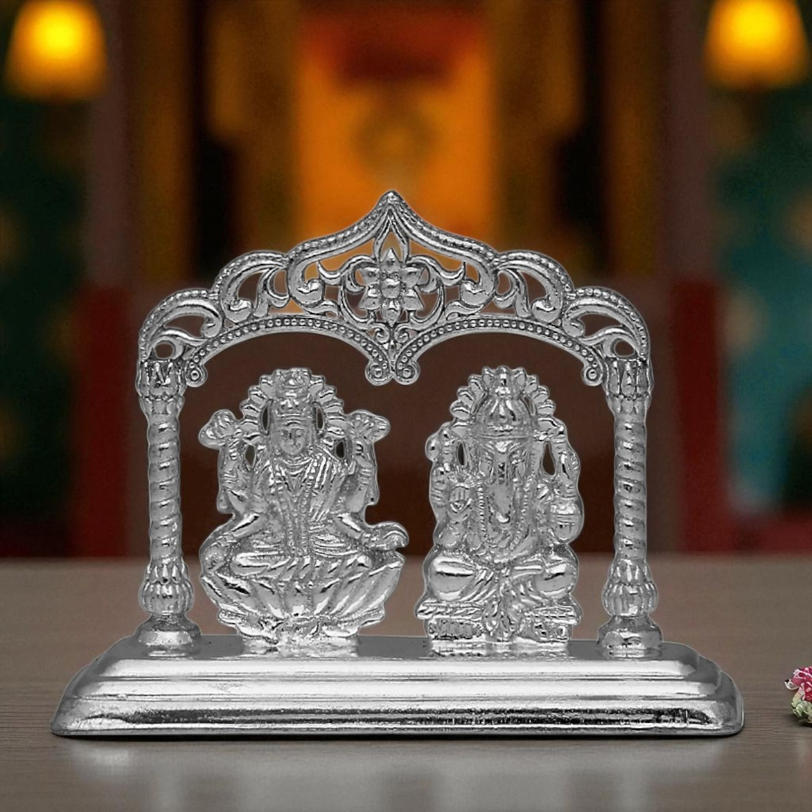 Lakshmi Ganesh Silver idol in Mandapam – Jagdamba Pearls