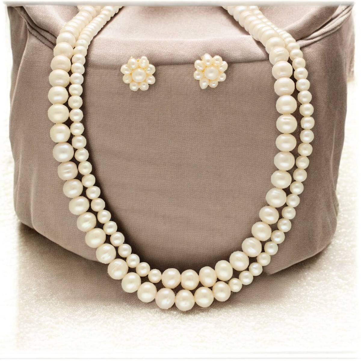 White Double-Strand Freshwater Pearl Necklace Set